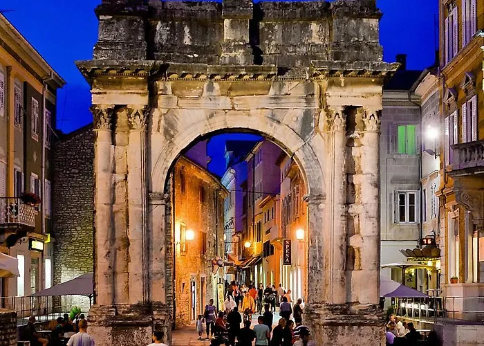 Rubix Lägenhet Pula